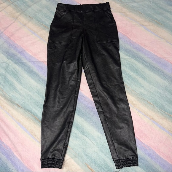 Spanx Leather Like Jogger Pants Black High Rise Pull On Women’s M pockets - Picture 3 of 8